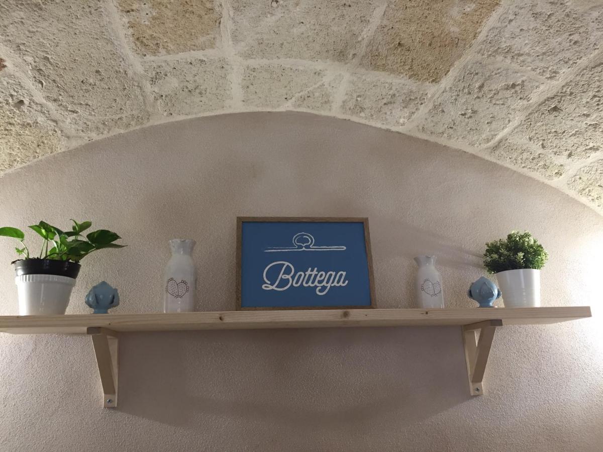 Casa E Bottega Bed and Breakfast Monopoli Exteriör bild